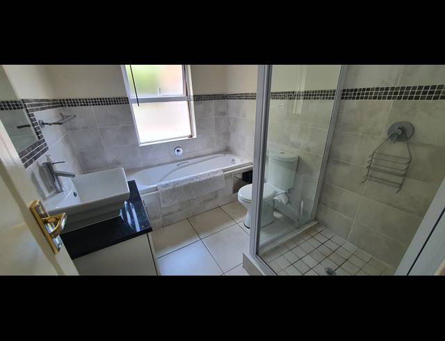 2 BEDROOM APARTMENT FOR SALE IN SAXONWOLD